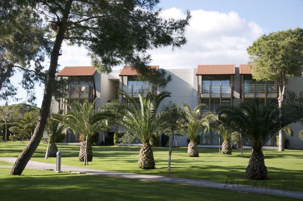 Garden accommodation at Gloria Golf Resort